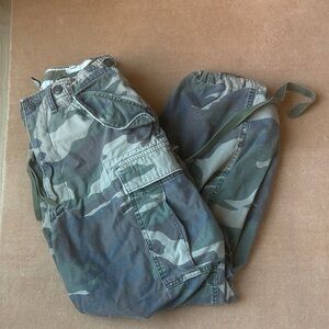 Vintage Abercrombie Y2K camo cargos